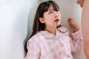 Anh trai ghen khi nhân tình có cô bạn gái nên luôn bắt em ấy làm tình